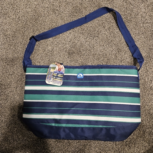 NWT Igloo Picnic Tote - Picture 4 of 6